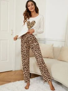 Ensemble Pyjama Femme – Haut Imprimé Cœur & Lettre