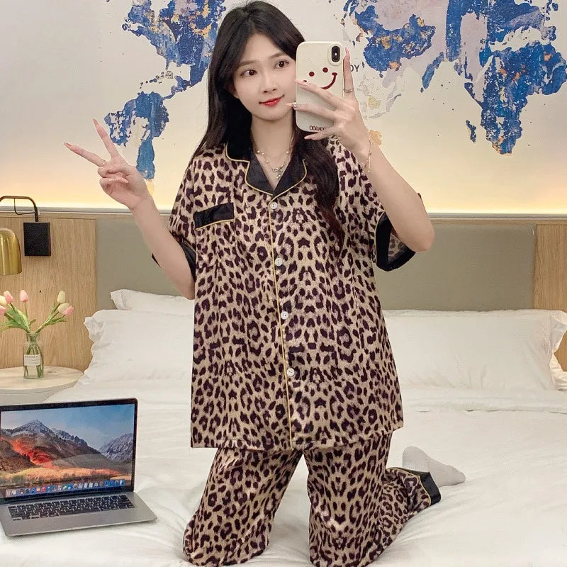 Ice silk advanced sense of leopard print women's pajamas