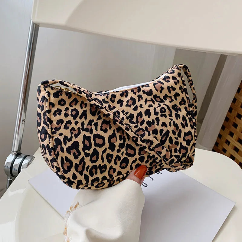 Animal Pattern Print Nylon Shoulder Bag Casual Women