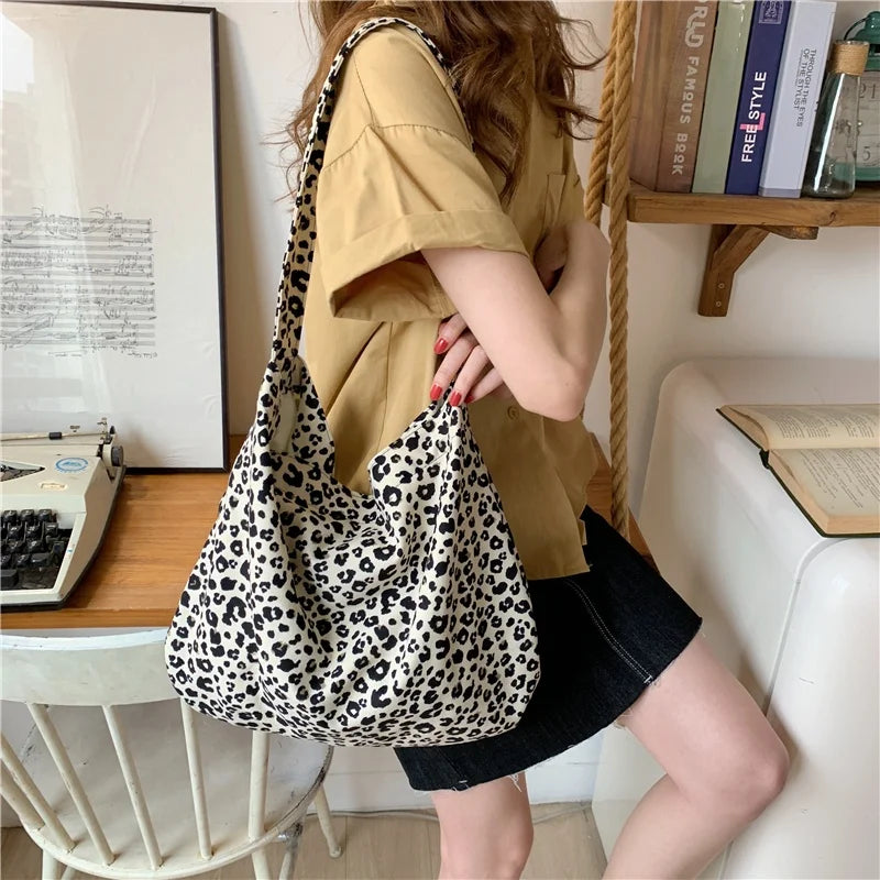 Japanese and Korean Ins Modern Small Leopard Print