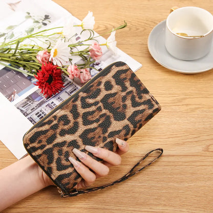 Leopard print vintage long wrist wallet fashion and versatile